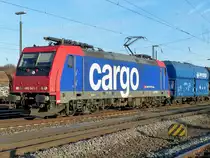 SBB CARGO 482 041-1 (91 85 4482 041-1 CH-SBBC) in Minden solo vor einem PKP Falns-Zug.<br> 10.12.2015<P>Weitere Bilder zum Thema Bahnfotografie gibt es auf meiner Site unter:<br> 
<a href= http://www.ralf-bueker.de/Ralf's Eisenbahnbilder.htm target= _blank >Ralf's Eisenbahnbilder