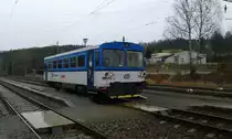 Am 20.11.2015 ist 810 573-6 am Weg von Vyssi Brod klaster nach Rybnik(CZ). 