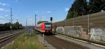 Die 423 544 der S-Bahn Köln (DB) mit der S13 nach Sindorf bei der Ausfahrt aus 
Spich , DEN 10.05.2015