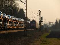 Viel Verkehr besteht am frühen Abend des 19. März 2015 in Nordstemmen.
Eine Lok der Baureihe 101 schiebt den IC 2281 nach Göttingen und auf dem Gegengleise hat gerade eine BR140 passiert