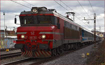 SŽ 363 035 zieht EC151 'Emona' durch Maribor-Tabor Richtung Ljubljana. /11.1.2016