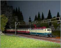 Die DB E 181 211-4  Lorraine  macht auch vor einem EC ein gutes Bild.
12. Jan. 2016