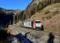 185 665 + 185 662 am 24.11.2015 bei St. Jodok am Brenner. 