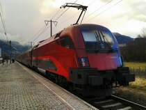 1116 204-9  Spirit of Austria  am Zugschluss von railjet 632 (Lienz - Wien Hbf) am 12.1.2016 beim Hat in Greifenburg-Weißensee.