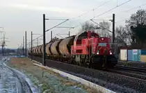 265 014 schleppte am 09.01.16 einen Silozug durch Braschwitz Richtung Magdeburg.