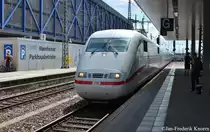 Bild 141:
Am 25.07.2015 war ICE-Tz 0171  Heusenstamm  als ICE 690 von München nach Berlin unterwegs. Hier zu sehen ist der  nicht zählende Kopf  401 571-6 bei der Einfahrt in Mannheim Hbf.