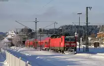 143 145-1 mit der RB 17209 (Freiburg(Brsg)Hbf-Neustadt(Schwarzw)) in Titisee 18.1.16