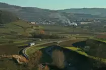 Der VT 128 pendelte am 25.01.16 zwischen Breisach und Riegel hin und her. Hier ist der Triebwagen am Nachmittag kurz vor Jechtigen zu sehen.