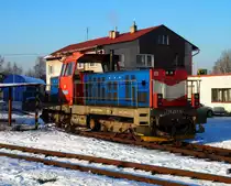 CD 714 231-8 wartet in Hauptbahnhof Kladno am 22.1.2016.