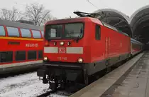 Hier 112 140 mit einer RB77 (RB21121) von Kiel Hbf. nach Neumünster, dieser Zug stand am 23.1.2016 in Kiel Hbf.