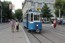 Zürich Museumsmotorwagen Ce 2/2 1019 (SWS/MFO 1929) Bahnhofstrassse / Paradeplatz am 13. Juli 2015.