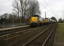 7868,7869  beide von der SNCB kommen die Kohlscheider-Rampe hoch aus Richtung Neuss,Herzogenrath mit einem Kurzen Kalkleerzug aus Oberhausen-West(D) nach Hermalle-Huy(B) und fahren durch Kohlscheid in Richtung Richterich,Laurensberg,Aachen-West.
Aufgenommen von Bahnsteig 1 in Kohlscheid.
Bei Regenwolken am Nachmittag vom 1.2.2016.