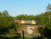 BR 182 mit Regionalbahn bei Weißenfels. 15.05.2015