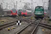 429 027-6 als RE 9(RE 13008)von Sassnitz nach Rostock Hbf bei der Einfahrt im Rostocker Hbf neben an hatten 650 114-8,442 851 und 203 127-6 der Firma LDS Pause.05.02.2016
