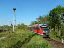 Nebenbahn? Weit gefehlt! 642 138 ist als Regionalbahn auf der Hauptstrecke Weißenfels-Leipzig unterwegs.
15.05.2015