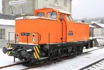 106 250-4 (345 250-5) EBS in Steinbach am Wald bei Wiegand Glas am 23.01.2015.