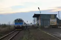 754 041-2  mit Os 7501 bei Bezděkov u Klatov am 07.02.16.