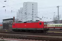 Die 112 187-0 der DB Regio AG am 17.02.2016 in Berlin-Lichtenberg.
Die Maschine wurde 1994 in der AEG Hennigsdorf unter der Fabriknummer 21559 gebaut.
