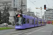 Be 6/10 Tango 151, mit der Bank Valiant Werbung, auf der Linie 11 bedient die Provisorische Haltestelle am Aeschenplatz. Die Aufnahme stammt vom Fasnachtsmittwoch 17.02.2016.