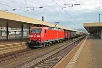 Durchfahrt am 25.10.2014 aus Richtung Rangierbahnhof Muttenz von der 185 037-9 mit einem gemischten Güterzug nach Mannheim Rbf in Basel Bad Bf gen Freiburg.