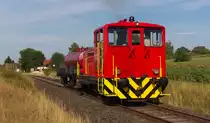 Am 01.08.2015 war Lok 51 noch Star eines Fotozuges, am 02.08.2015 war sie zur Streckenkontrolle eingesetzt. Sie fuhr mit einem Tankwagen hinter den Dampfzügen her, um bei der Trockenheit etwaige Böschungsbrände zu lokalisieren. MBE LOK 51 wurde 1959 von Jung mit der Fabriknummer 12995 gebaut und versieht seit 1988 ihren Dienst beim MECL. Bahnstrecke 9321 Merzig - Büschfeld 