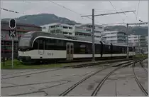 ...et voil�: hier ist er der zweite  Streich  - der CEV MVR SURF (S�rie Unifi�e Romande pour R�seau Ferr� m�trique) GTW ABeh 2/6 7504  Vevey  in Vevey.
26. Feb. 2016