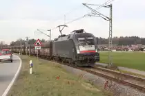 MRCE ES-64-U2 - 013 bei Thansau auf dem Weg nach Rohrdorf - 13.11.15