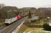 186 139 (ITL) 202 743 und 112 708 (RIS) zu sehen am 02.03.16 mit einem Langschienenzug in Jößnitz.