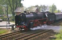 01 118 f�hrt im Mai 1989 durch Mosbach.