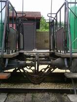 �bergang zwischen zwei 2-achsigen Personenwagen mit Stangenpuffern

21.09.2004
Sabres