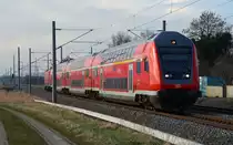 Am 17.02.16 war ein Umlauf des RE Magdeburg - Naumburg(S) mit einer Ersatzgarnitur unterwegs. 114 004 schob ihren RE aus Richtung Halle(S) kommend nach Magdeburg.