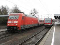 BR 101 073-5 mit IC 2066 und BR 628 705-6 mit dem RE 33722 am 18.3.07 in Crailsheim 



