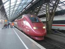 THA 9460 steht in K�ln Hbf auf Gleis 8 zur Abfahrt bereit nach Paris Nord �ber L�ttich/Br�ssel (18.03.07)