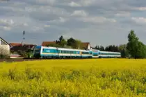 223 063 mit dem ALX84110 nach Hof Hbf bei Rothenstadt kurz vor Weiden (Opf), 08.05.2015