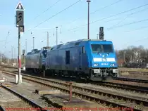 Am 26.03.2016 standen die 145 023&285 104 in Stendal abgestellt.Ich wünsche des weiteren allen Fotografen ein schönes Frohes Osterfest und weiter hin viel Erfolg beim Fotografieren. 