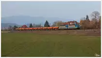 1822 001 + 1822 004 ziehen einen Schotterzug von Preg nach Klagenfurt. 
St.Margarethen 21_03_2016