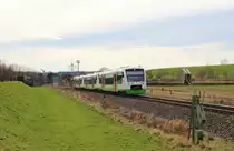 Drei 650 der Erfurter Bahn zu sehen am 28.03.16. in Caaschwitz.