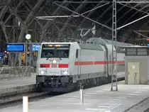 146 559 mit dem (Doppelstock) IC1934 am 28.03.2016 im Hbf. Leipzig wartet auf die Abfahrt nach Emden, Hbf.
