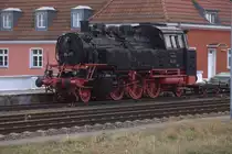 Ein typischer   Bubikopf  64 317 in Frankfur (Oder)  als Denkmallok abgestellt. 
26.03.2016  07:20 Uhr.
