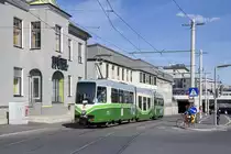 Am 31. März 2016 ist TW 611 als Linie 6 in der Eggenberger Straße unterwegs.