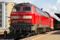 218 406-7 wartet mit ihrem IRE auf Fahrgäste.

7.3.16