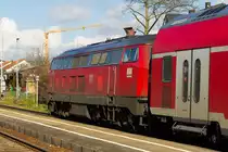 7.3.16
218 439-8 schiebt ihre Dotos nach Lindau Hbf. Aufgenommen in Nonnenhorn.
