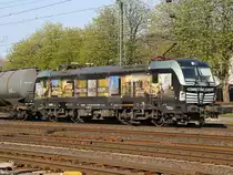 MRCE Städtelok X4E - 875  CONNECTING MRCE EUROPE <br>
Siemens Vectron 193 875-2 (NVR: 91 80 6193 875-2 D-DISPO)<br>
Als wunderschönes  Sonntagsschmankerl  am 10.04.2016 bei top Wetter mit einem Kesselwagenzug <br>den Bahnhof Brackwede bei Bielefeld in Richtung Gütersloh durchfahrend. Ohne Aufschriften  Anni  und  TRANSPETROL 
<P>Weitere Bilder zum Thema Bahnfotografie gibt es auf meiner Site unter:<br> 
<a href= http://www.ralf-bueker.de/Ralf's Eisenbahnbilder.htm target= _blank >Ralf's Eisenbahnbilder