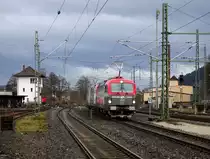 193 502 zieht am 10. Januar 2016 zwei weitere Vectrons der polnischen PKP Cargo als Tfzf 92707 (München-Allach - Frankfurt/Oder) durch Kronach in Richtung Saalfeld.
