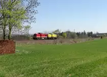 112 708-3 und 202 481-8 am 21.04.16 zu sehen an der Schöpsdrehe bei Plauen/V.