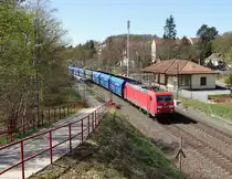 185 267-2 mit einem Frankenwaldumleiter am 21.04.16 zu sehen in Jößnitz/V.