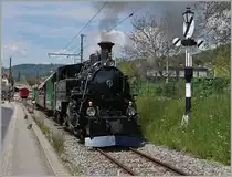 Damit am nächsten Wochenende (Pfingstfestval bei der B-C) mein  Auslösefinger  nicht überbeansprucht wird, habe ich schon heute mit dem Fotografieren begonnen: Die DFB HG 3/4 N° verlässt mit dem Museums-Zug 29 Blonay in Richtung Chamby.
8. Mai 2016