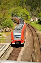 Einfahrt einer S1 nach Osterburken bein der Einfahrt in Neckargerach.
6.5.2016