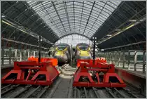 Endstation auf der Insel: vom Kontinent treffen die Eurostrazüge seit einigen Jahren in London St-Pancras ein - Endstation. Doch bietet St-Pancras und die benarchbarte Kings Cross Station hervorragende Anschlüsse nach Süden, Norden oder in die  Mitte  von Grossbritanien. 
17. April 2016