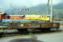 RhB - Kkl 7059 am 19.06.1999 in Landquart - Niederbordwagen 2-achsig mit 1 offenen Plattform - Baujahr 1903 - MAN - Gewicht 5,24t - Zuladung 10,00t - L�P 7,49m - zul�ssige Geschwindigkeit Aufkleber 60 km/h - �2=18.01.1999 - Lebenslauf: ex M 1189 - 1911 M 7059 - 1969 Kkl 7059 - 05/2000 P 10058 Fa. Laich - Hinweis: jetzt Kennzeichnung B im Anschriftenfeld entfernt!.
